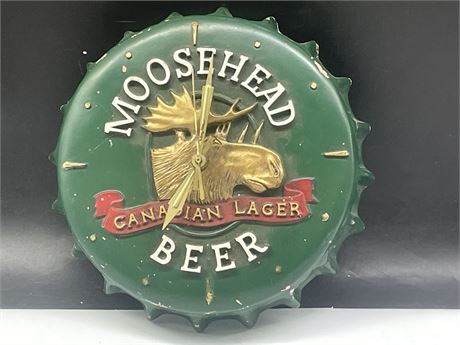 MOOSEHEAD CANADIAN LAGER BEER CLOCK (10”)