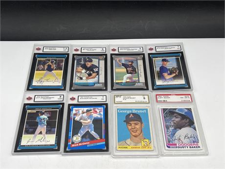 8 GRADED MLB STARS / ROOKIES CARDS