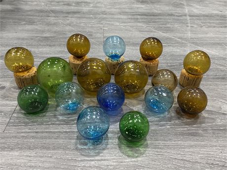 LOT OF 16 VINTAGE GLASS FISHING FLOATS