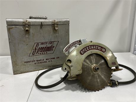 PORTER CABLE SPEEDMATIC - 10 VINTAGE CIRCULAR SAW W/CASE (Works)