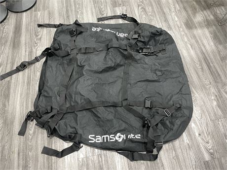 LARGE SAMSONITE CARRIER / BAG 50”x50”