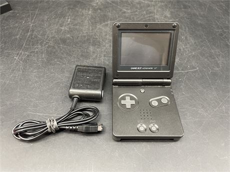 GAMEBOY ADVANCE SP W/ CHARGER (WORKING)