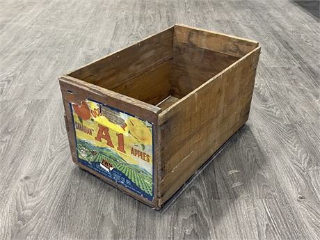 VINTAGE WOODEN CANADIAN APPLES CRATE (20”X12”X11”)