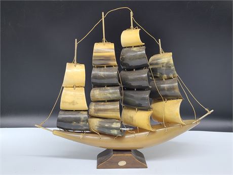 MADE IN ITALY GENUINE HORN SHIP DISPLAY (17"x14")
