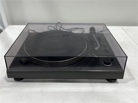 HITACHI HT-350 TURNTABLE - WORKS / NOT ORIGINAL DUST COVER