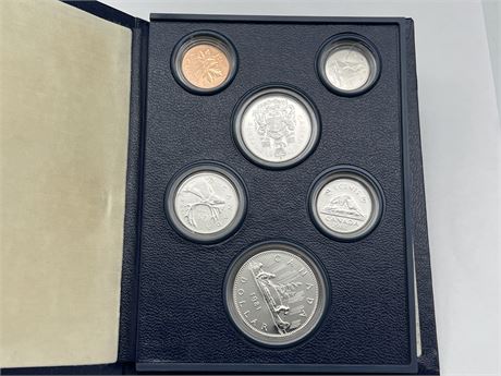 1981 ROYAL CANADIAN MINT COIN SET IN CASE