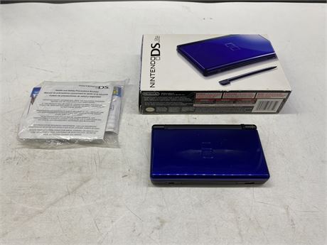 NINTENDO DS LITE W/ BOX - NO CHARGER - WORKING - HAS MINOR DAMAGE