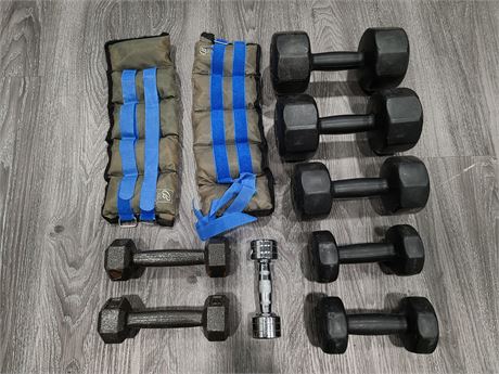 40LBS OF DUMBELLS/2 ANKLE WEIGHTS
