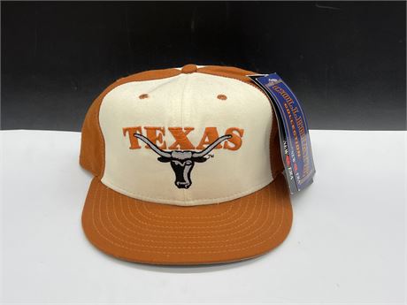 NEW OLD STOCK TEXAS LONGHORNS FITTED HAT