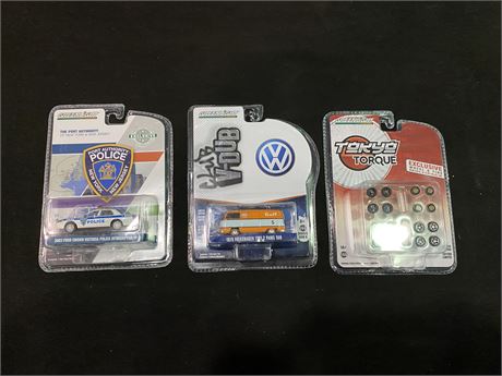 3 NEW GREENLIGHT COLLECTABLES