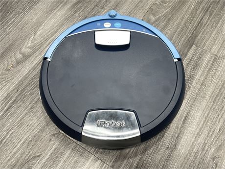 IROBOT AUTOMATIC VACUUM CLEANER - LIKE NEW CONDITION (NO POWER CORD)