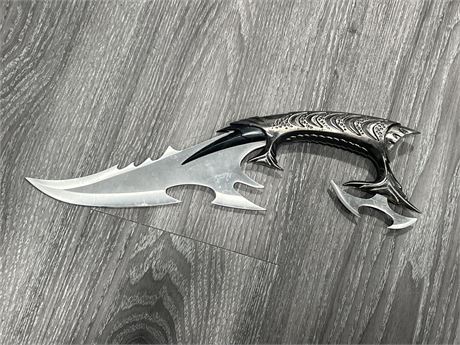 DECORATIVE STAINLESS STEEL KNIFE (14”)