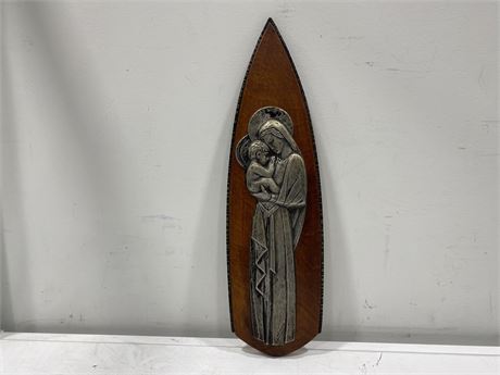 VINTAGE A. NEILSON SIGNED MARY & BABY JESUS IN PEWTER ON WOOD PLAQUE (18”)