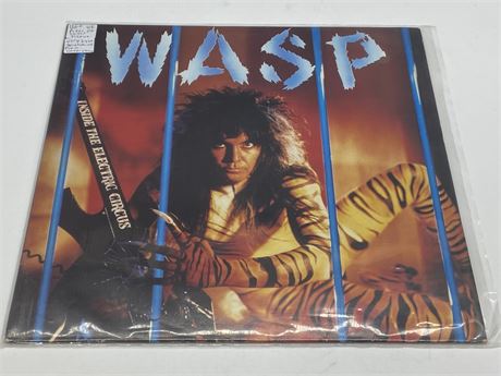 UK PRESS WASP - INSIDE THE ELECTRIC CIRCUS W/OG INNER SLEEVE - VG+
