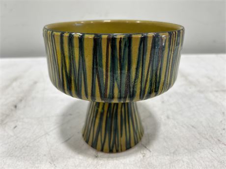 VINTAGE DRIP GREEN POTTERY - SIGNED - 5.5”