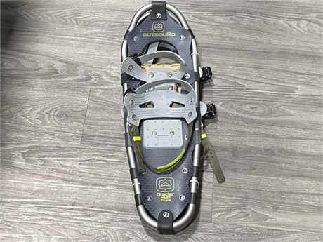 (AS NEW) OUTBOUND GLACIAL 25 SNOWSHOES (25”)