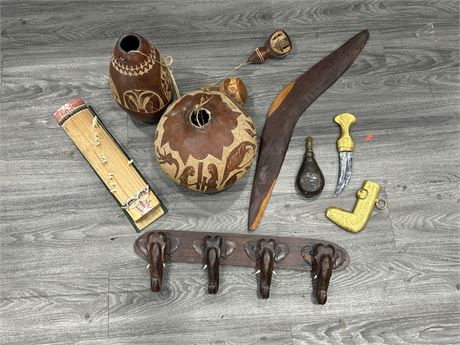 LOT OF MISC. VINTAGE AFRICAN STYLE ITEMS - ELEPHANT COAT RACK, DAGGER + OTHERS