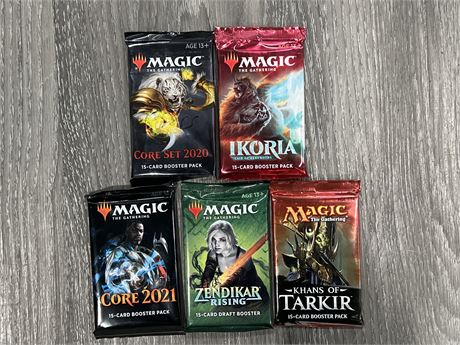 5 SEALED MAGIC THE GATHERING - ASSORTED 15 CARD BOOSTER PACKS