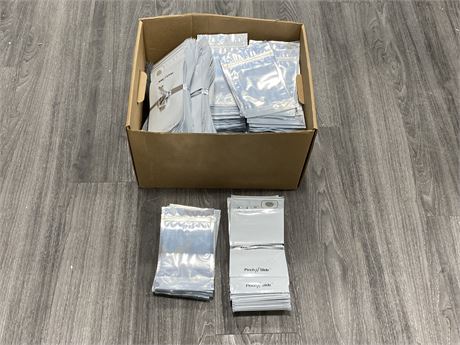 1000 RESEALABLE PLASTIC BAGS (4”X6”)