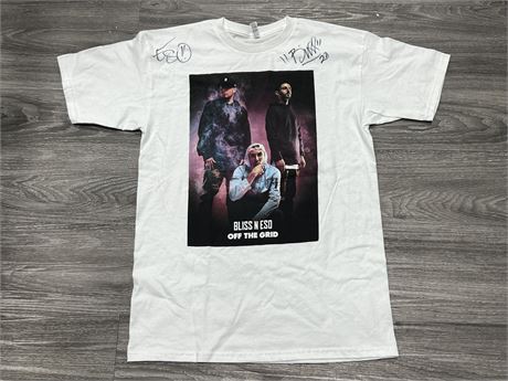 BLISS N ESO SIGNED CONCERT SHIRT 2017
