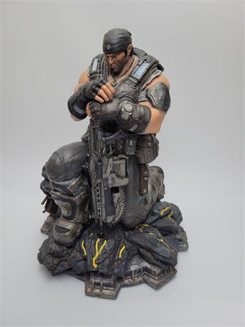 LARGE GEARS OF WAR FIGURE - EPIC EDITION (11"Tall)