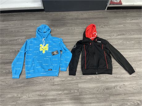 2 HOODIES INCL: NEW W/ TAGS ZOO YORK & GEARS OF WAR - BOTH SIZE L