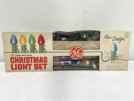 VINTAGE CHRISTMAS LIGHTS IN BOX