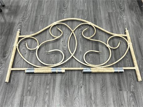 WROUGHT IRON HEAD BOARD - QUEEN SIZE