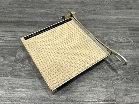 VINTAGE MADE IN JAPAN PAPER CUTTER