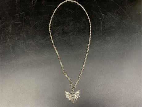 925 SILVER CHAIN W/MOTOR CYCLE PENDANT