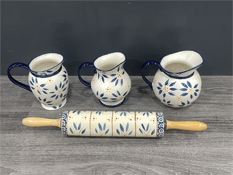 MATCHING 3PC CERAMIC JUGS / ROLLING PIN (NEVER USED)
