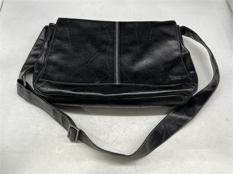 LEATHER MEXX OVER THE SHOULDER BAG