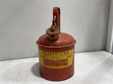 VINTAGE EAGLE USA METAL SAFETY GAS CAN 13”