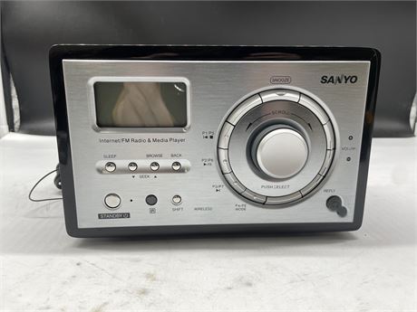SANYO R227 WIFI RADIO