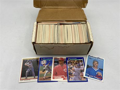 BOX OF VINTAGE MLB CARDS