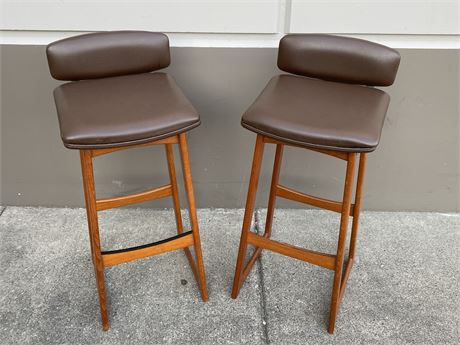 PAIR OF 1960s LEATHER / WOOD STOOLS