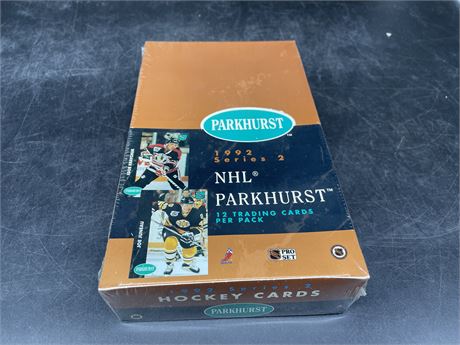 FACTORY SEALED 92’ PARKHURST SERIES 2 WAX BOX (36 PACKS PER BOX)