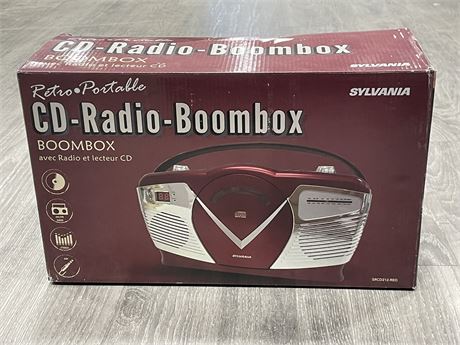 NEW SYLVANIA RETRO PORTABLE CD RADIO BOOMBOX