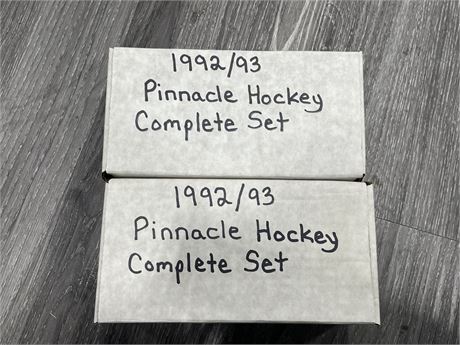 (2) 92’/93’ PINNACLE HOCKEY COMPLETE SETS
