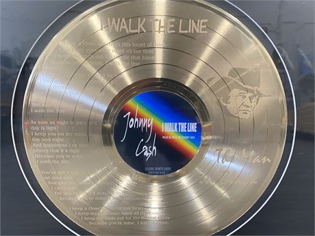 JOHNNY CASH ENGRAVED LP DISC DISPLAY “WALK THE LINE”
