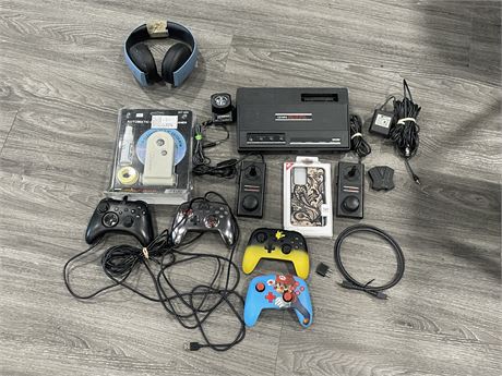 MISC VIDEO GAME ACCESSORIES INCL: CORDS, SWITCH CONTROLLERS, GEMINI SYSTEM W/