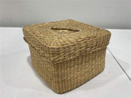 INDIGENOUS TIGHT WOVEN BASKET (6” wide)