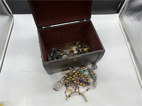 BOX OF MISC JEWELRY / WATCH PARTS - AS IS