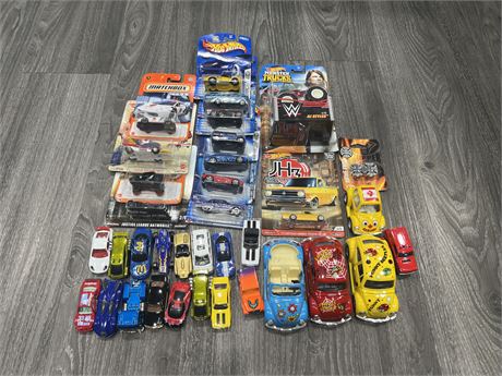 LOT OF DIE CAST CARS - HALF SEALED NEW