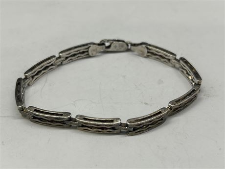 MADE IN ITALY MARKED 925 STERLING SILVER BRACELET