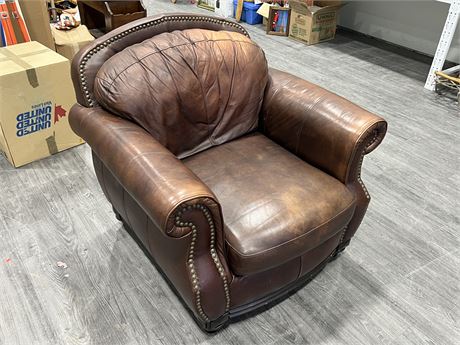 LARGE LEATHER CHAIR 38” TALL
