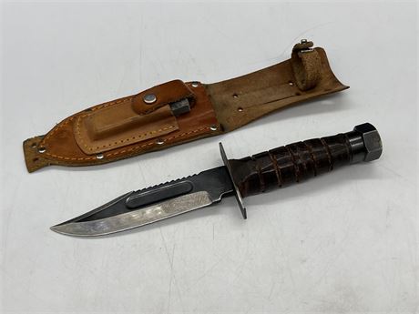 VINTAGE JAPANESE KNIFE W/SHEATH (9” long)