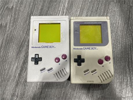 2 GAMEBOYS (UNTESTED)