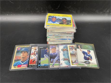 LOT OF MISC BASEBALL CARDS