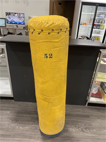 YELLOW SPARRING / TRAINING BAG - 55” TALL